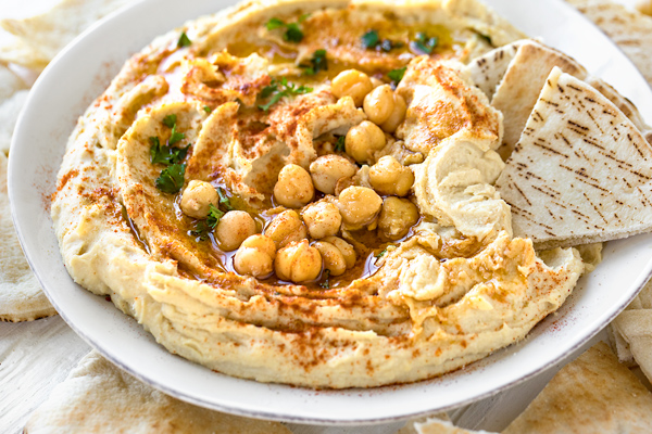 Glyphosate Discovered in Most Hummus and Chickpeas in New EWG Study